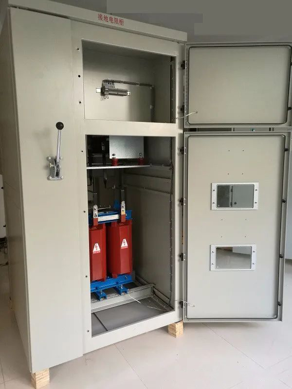 13.隔離午夜成人在线的銘牌是什麽？銘牌上的主要技術數據是什麽？